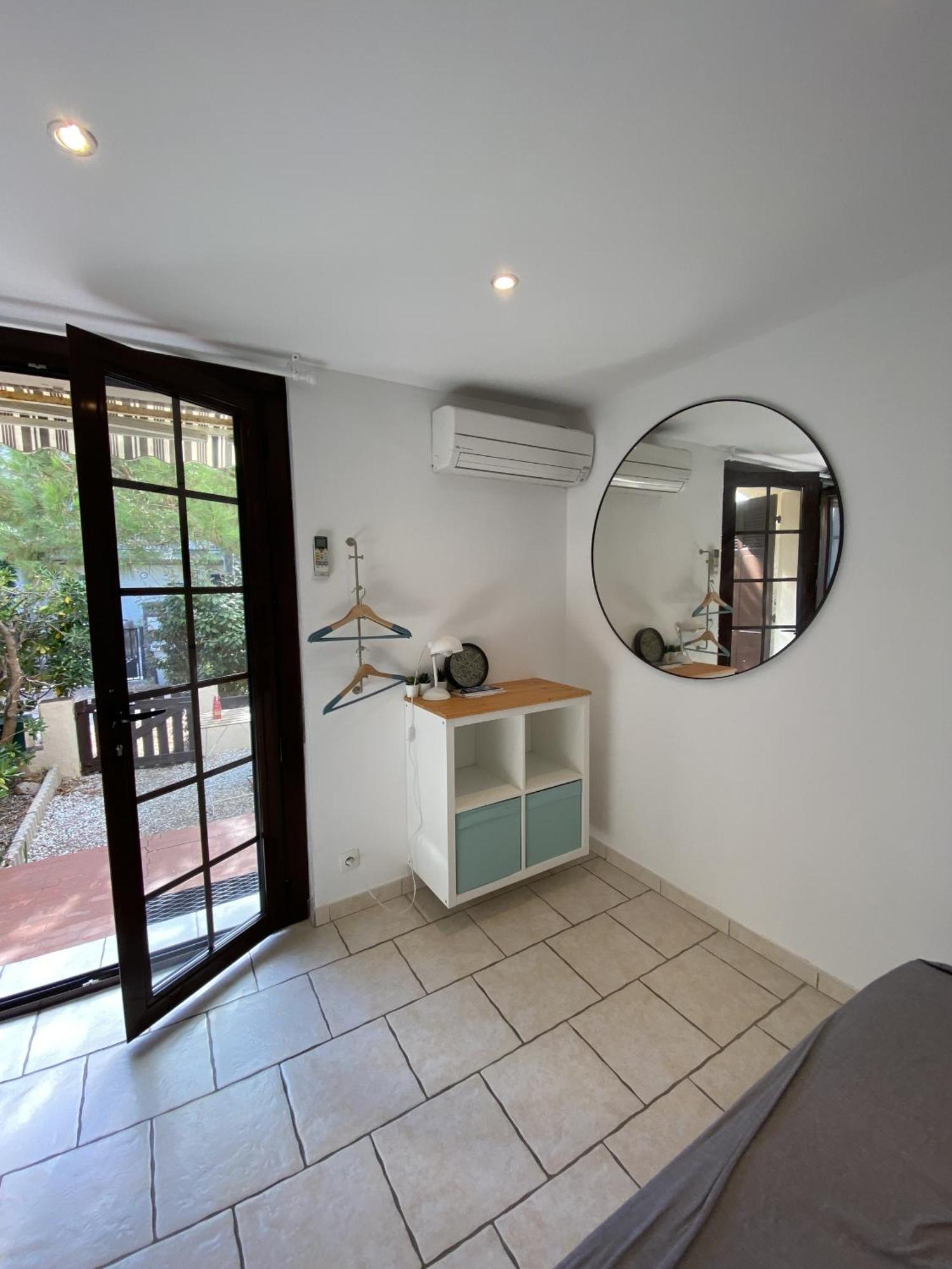 Vila L Annexe Des Sables Hyères Pokoj fotografie